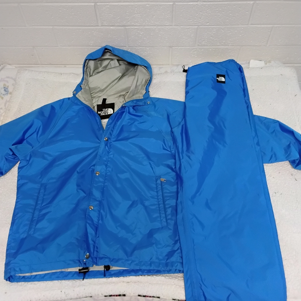 The North Face Vibrant Blue Jacket and Pants Set